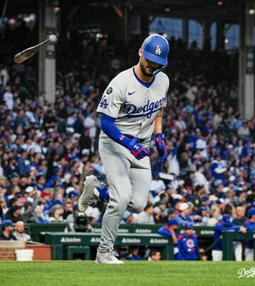World Series champions take practice to new heights at Chicago's iconic baseball stadium