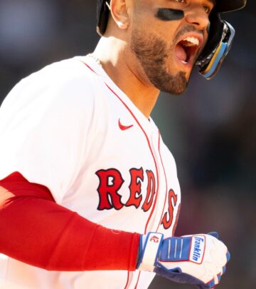 Red Sox Cheer On Pitcher Narvy As Boston Shows Strong MLB Spirit