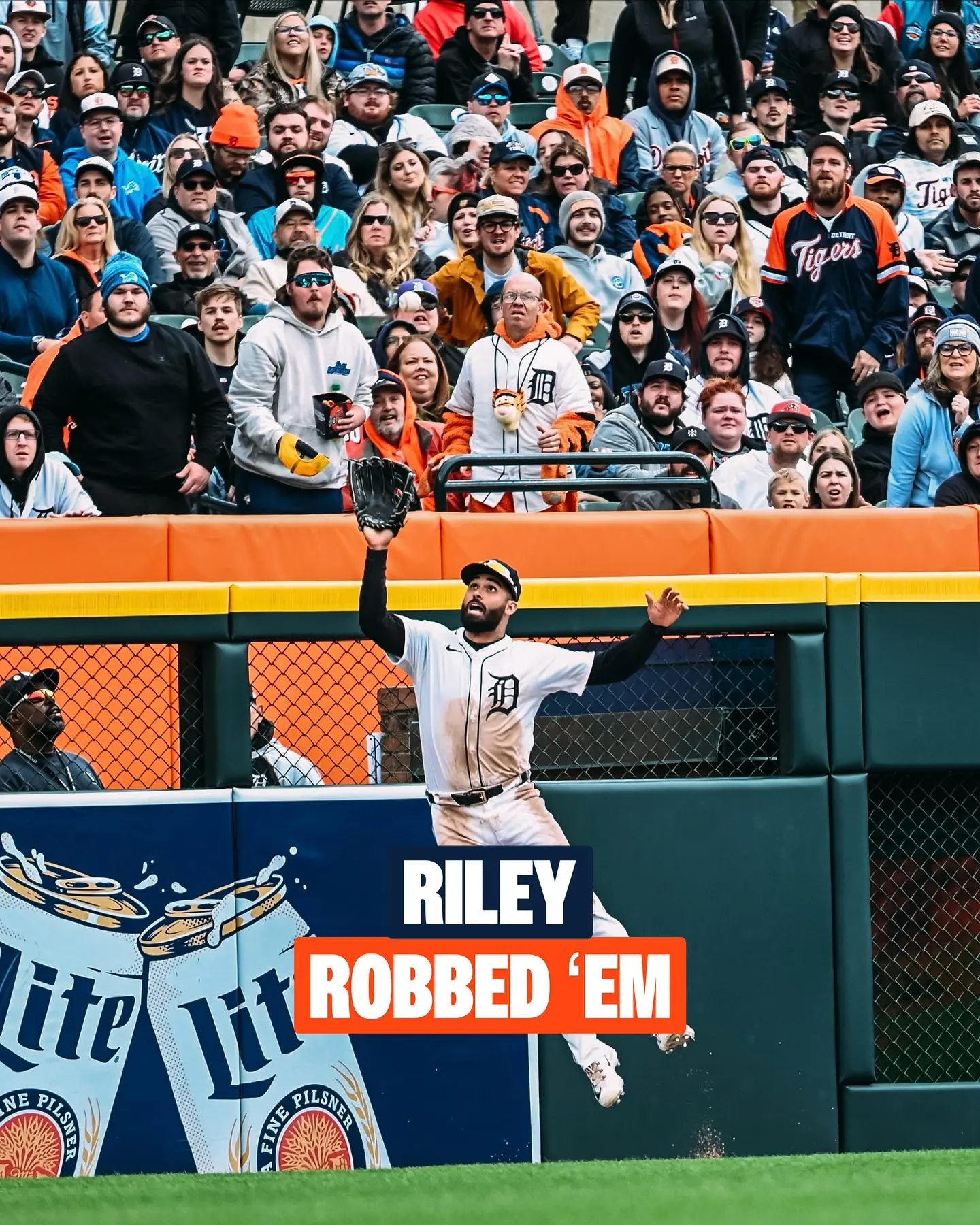 Riley Greene’s Stellar Defense Robs Home Run In Tigers’ Series Win Against Orioles Detroit outfielder makes game-changing catch as Tigers secure crucial victory.