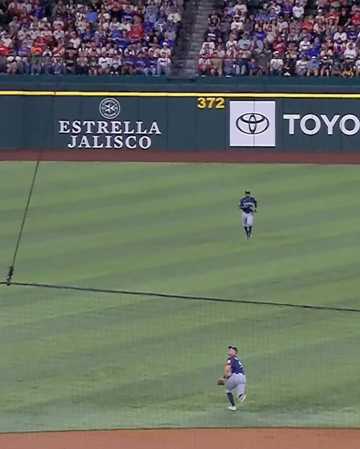 Air Williamson Excites Mariners Fans