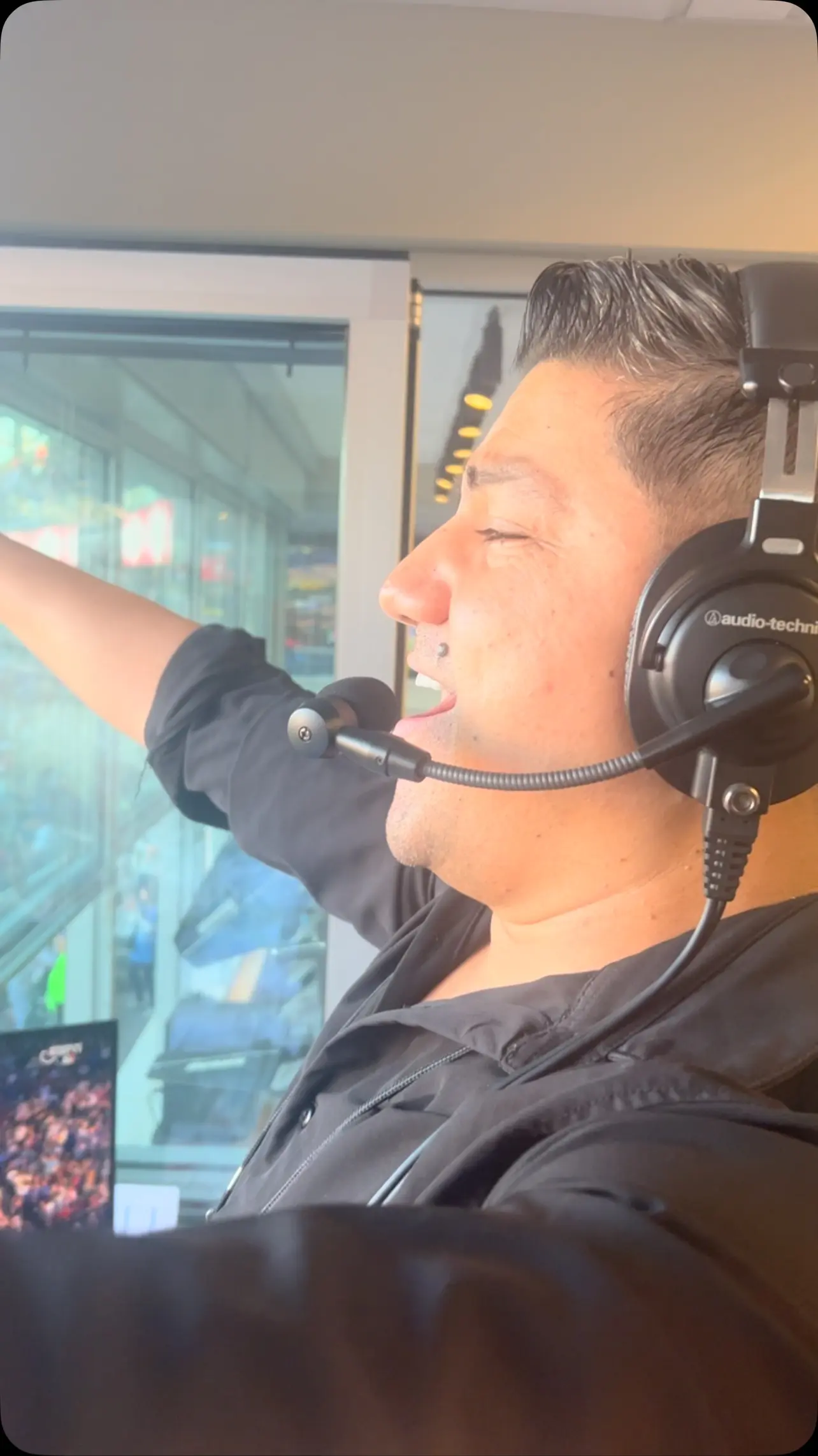 Austin Riley’s Home Run Lifts Braves To 2-0 Lead Austin Riley’s Home Run Lifts Braves To 2-0 Lead_image