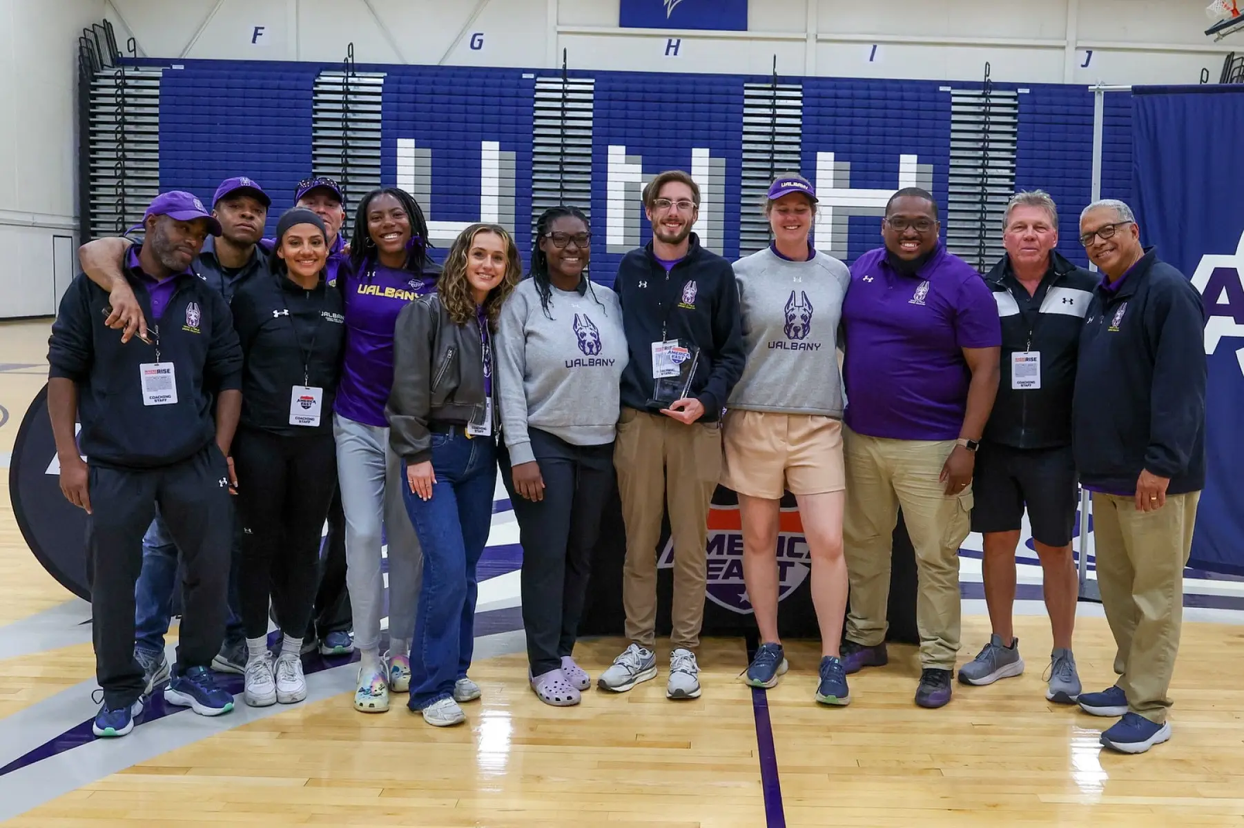 Coaches Of The Year Honored At 2025 Outdoor Championships Coaches Of The Year Honored At 2025 Outdoor Championships_image