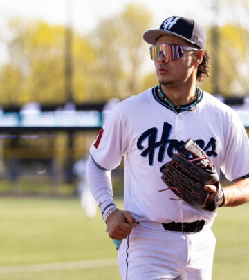 Crisantes’ Hopsball Moment Captivates Baseball Fans