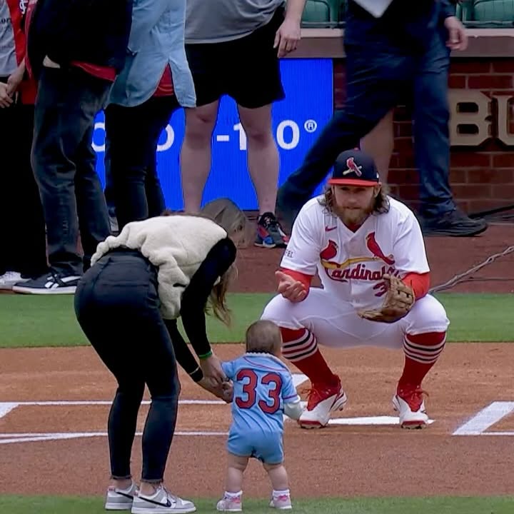Donovan’s Memorable First Pitch With Daughter Viviane