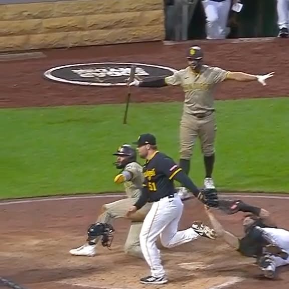 El Niño Delivers Electrifying Baseball Show