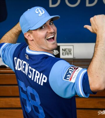 Farewell Ross: Dodgers Salute A Storied Career