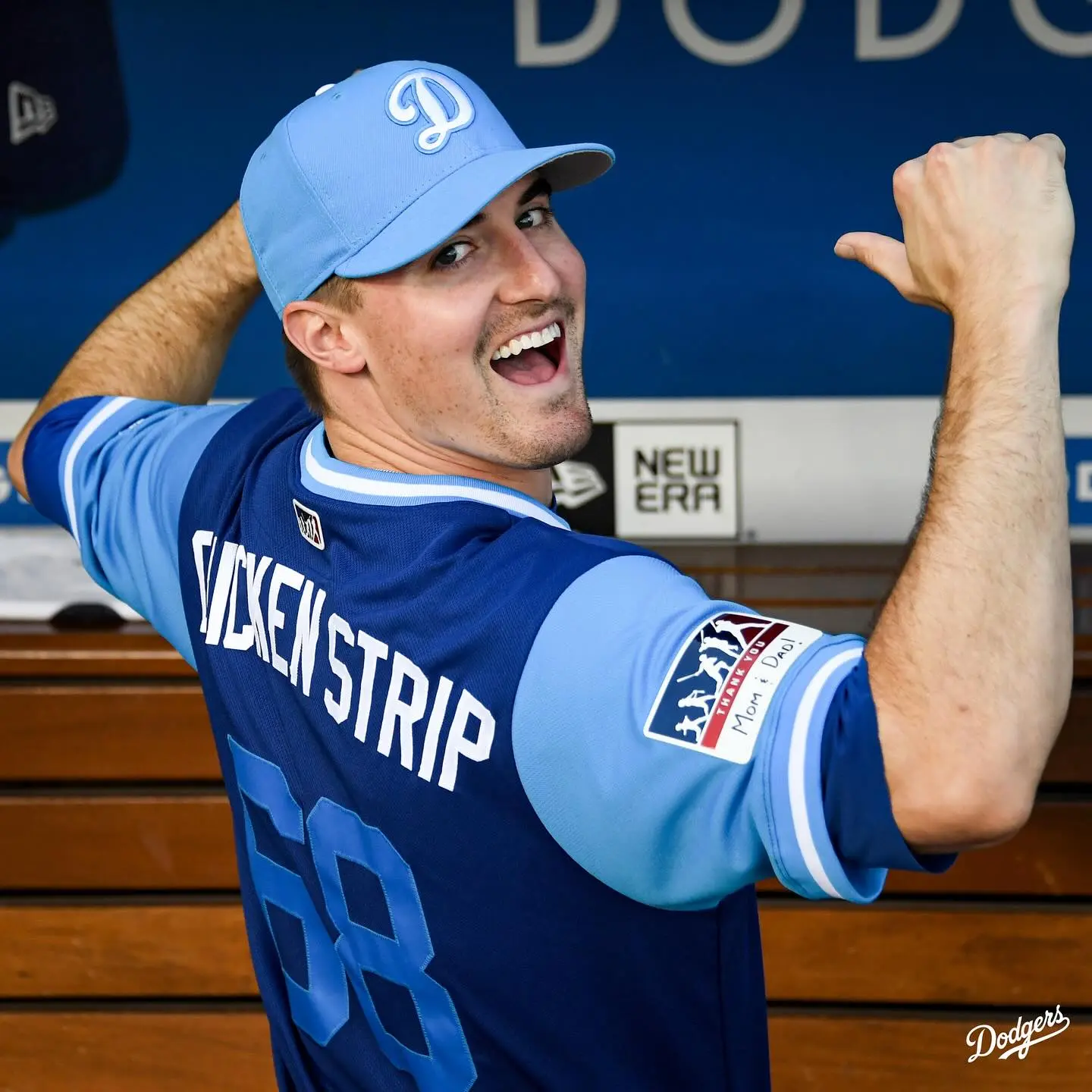 Farewell Ross: Dodgers Salute A Storied Career Farewell Ross: Dodgers Salute A Storied Career_image