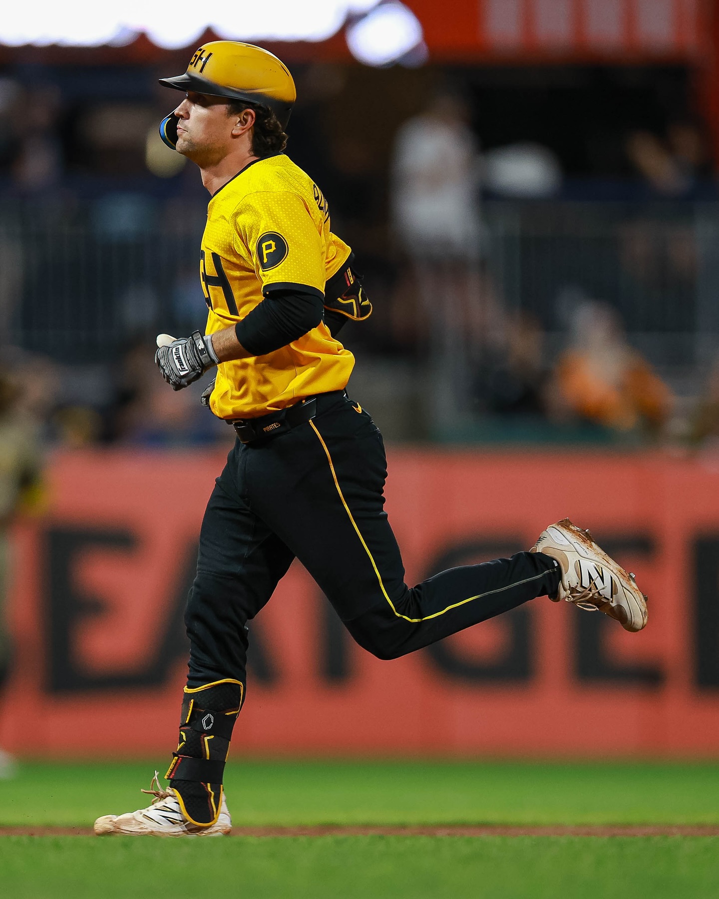 Frazier's Second Homer Ignites Pirates Offense