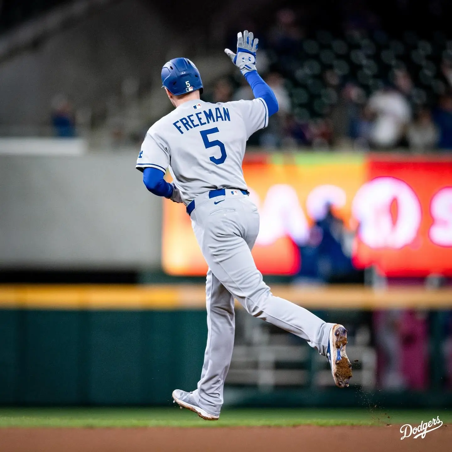 Freddie Freeman Captures Attention On IG Freddie Freeman Captures Attention On IG_image