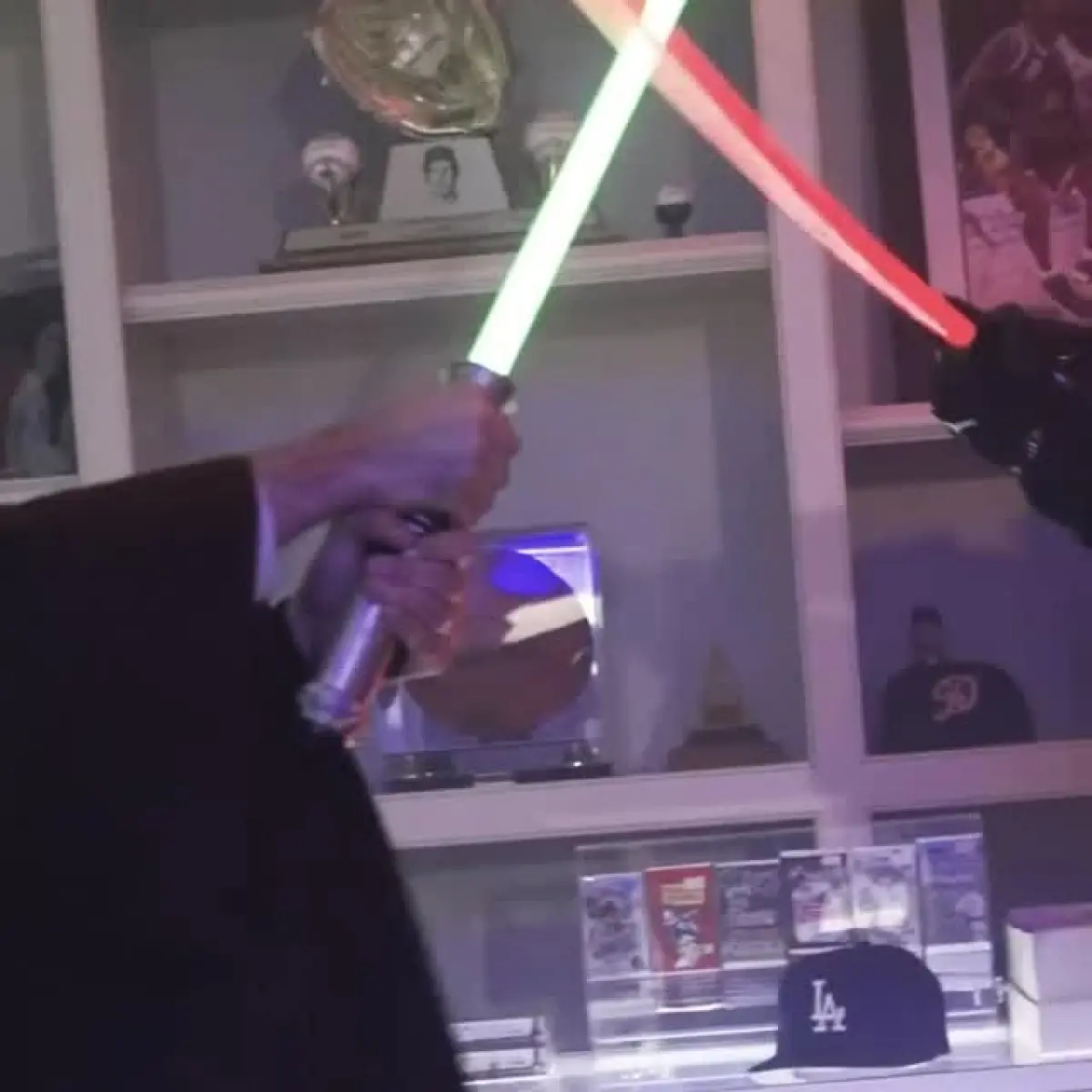 Jedi Collectibles Duel Sparked At Legends Attic Jedi Collectibles Duel Sparked At Legends Attic_image