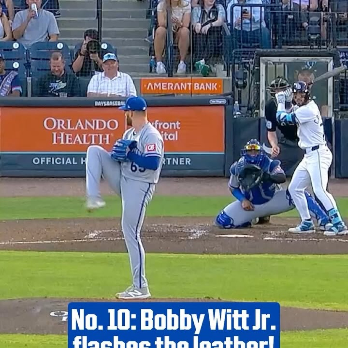 MLB Top Plays: Varsho’s Grab And Taylor’s Catch_image
