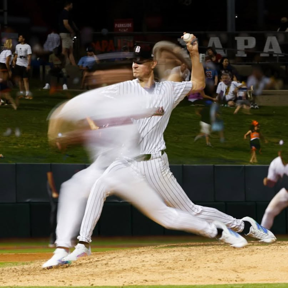 Noah Schultz Returns In Birmingham_image