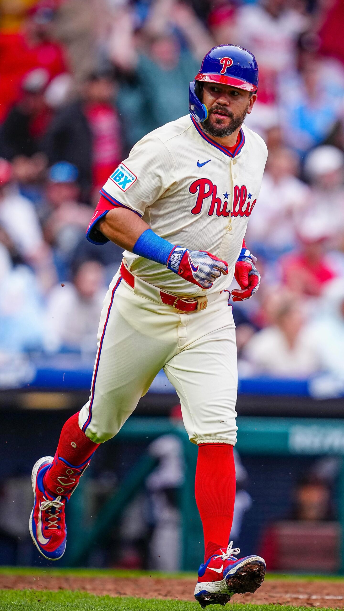 Schwarbs Snags Iconic Saber In Phillies Showcase_image