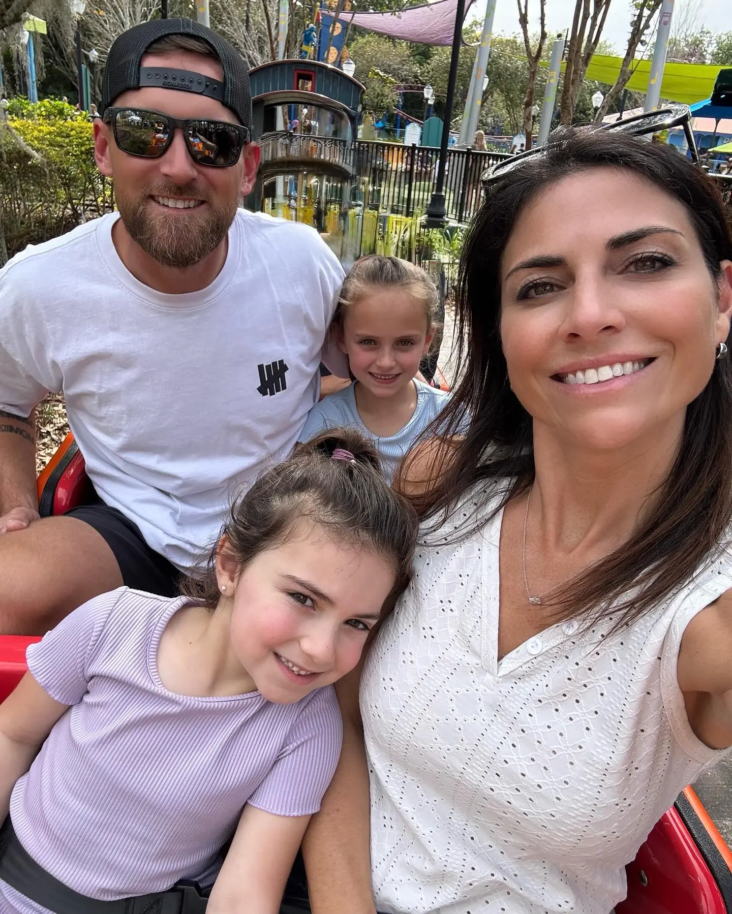Will Middlebrooks Family Trip In Orlando Supports Cancer Cure Will Middlebrooks Family Trip In Orlando Supports Cancer Cure_image